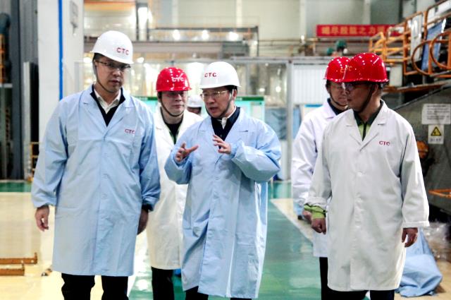 中國電氣裝備黨委書記、董事長李洪鳳赴浙江盛達、恒馳電氣、西電常變、常州東智調研