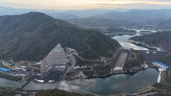 鏖戰堵河之畔