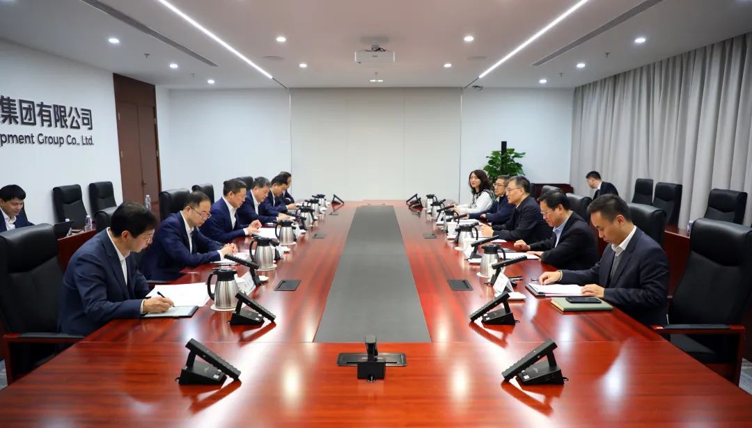 中國電氣裝備董事長李洪鳳、總經理周群會見佛山市委書記唐屹峰