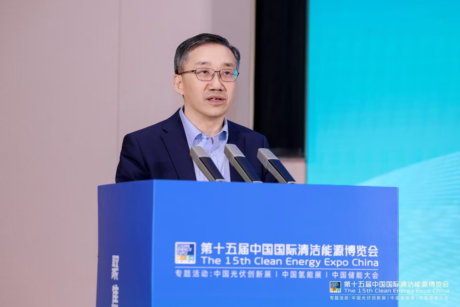中電聯副秘書長劉永東：我國清潔能源發展迅猛，新型電力系統正加速構建