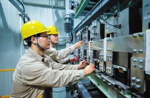 勤于鉆研的技術精英——記國家電網公司優秀共產黨員、江蘇南京供電公司員工楊光