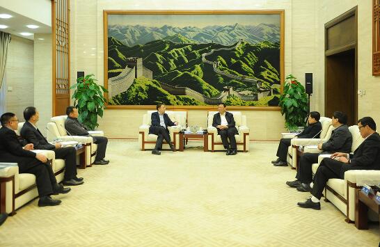 陳進行會見上海電氣（集團）總公司黨委書記、董事長鄭建華一行