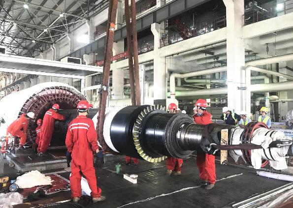 天能電廠2號機發電機抽轉子工作一次成功