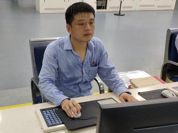 腳踏實地 真抓實干——記大唐石門發電公司一控四班的單元長劉紹波