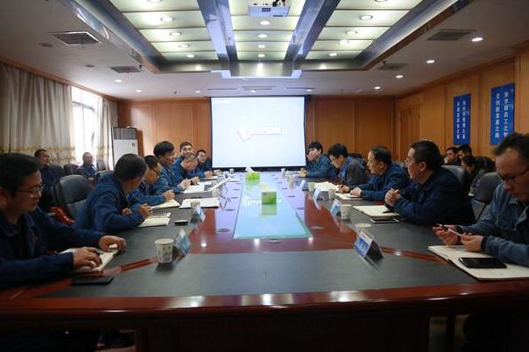 趙云輝參加并指導大唐石門發電公司中心組學習